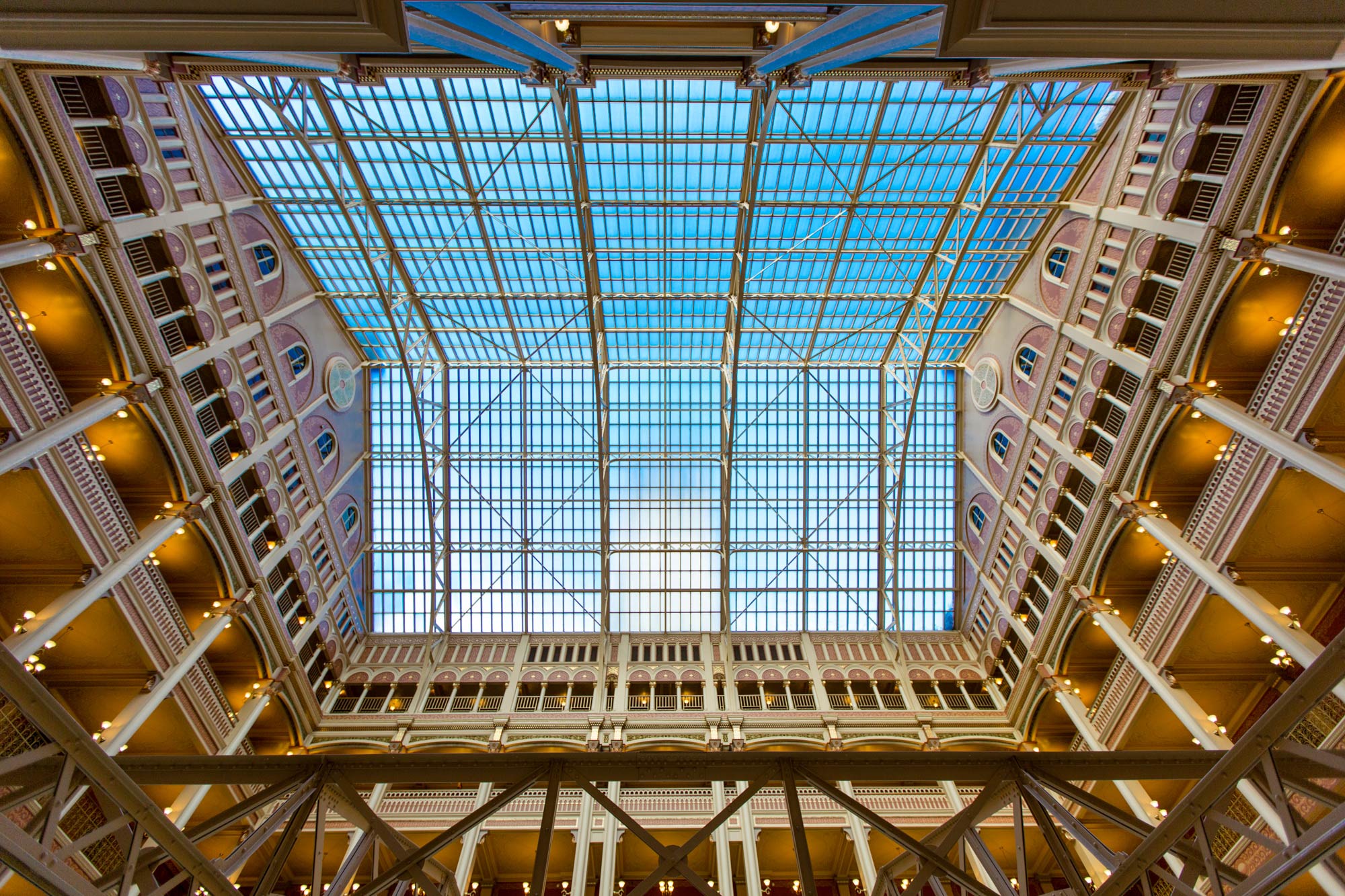 Commercial Construction Management & Design-Build | KPH Construction